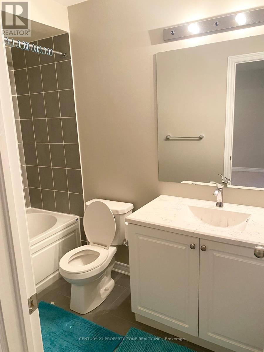 5 Rockman Crescent, Brampton, Ontario  L7A 4A7 - Photo 6 - W12847290