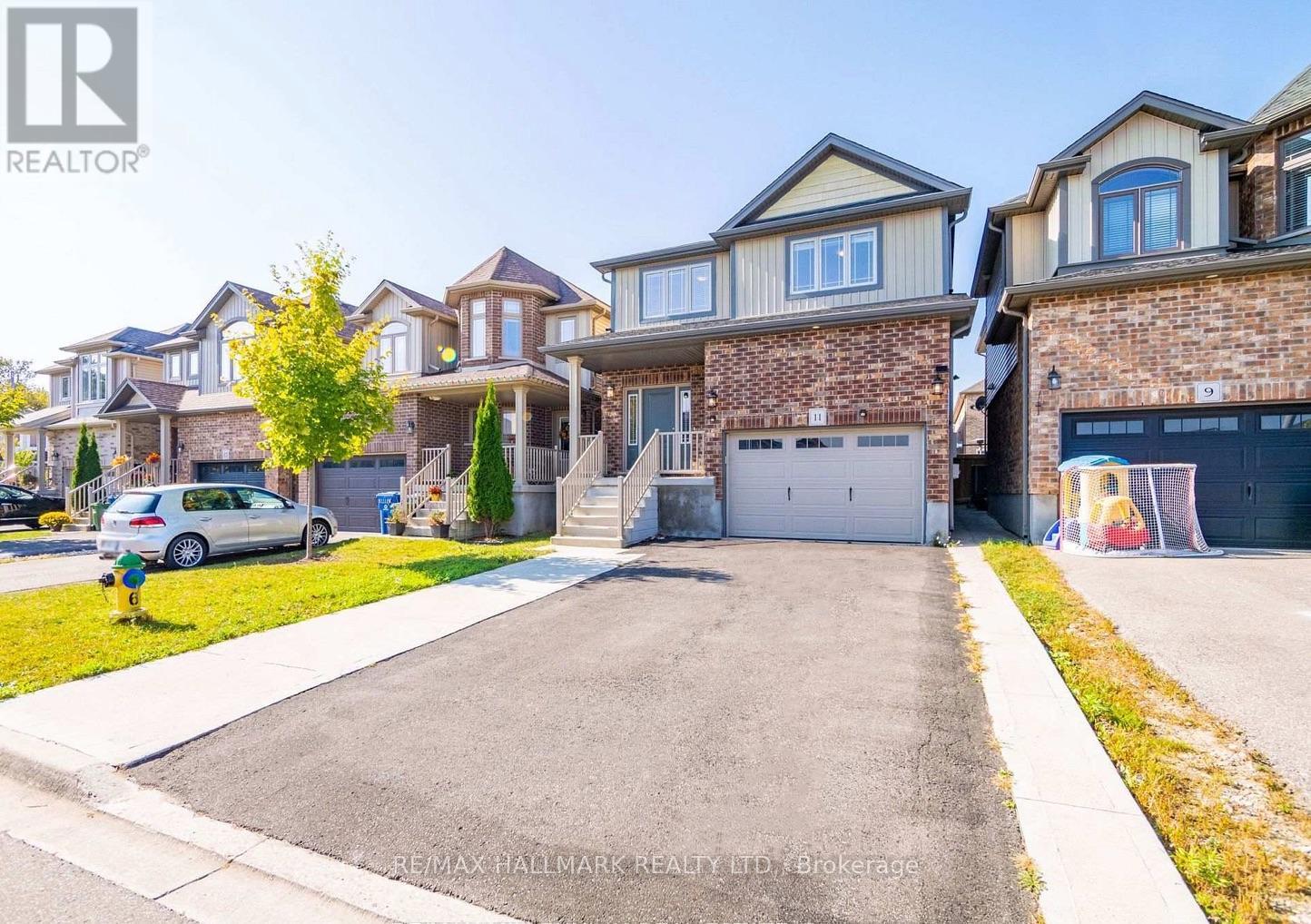 BSMT - 11 BURCOMBE CROSS, Guelph, Ontario