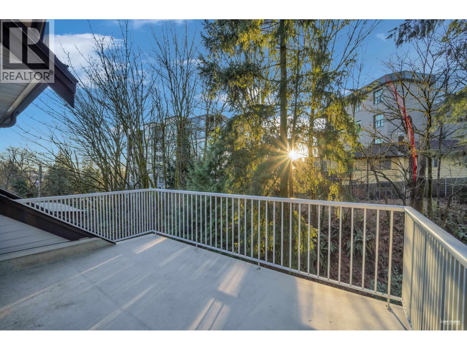 210 Nelson Street, Coquitlam, British Columbia  V3K 4M4 - Photo 12 - R3096278