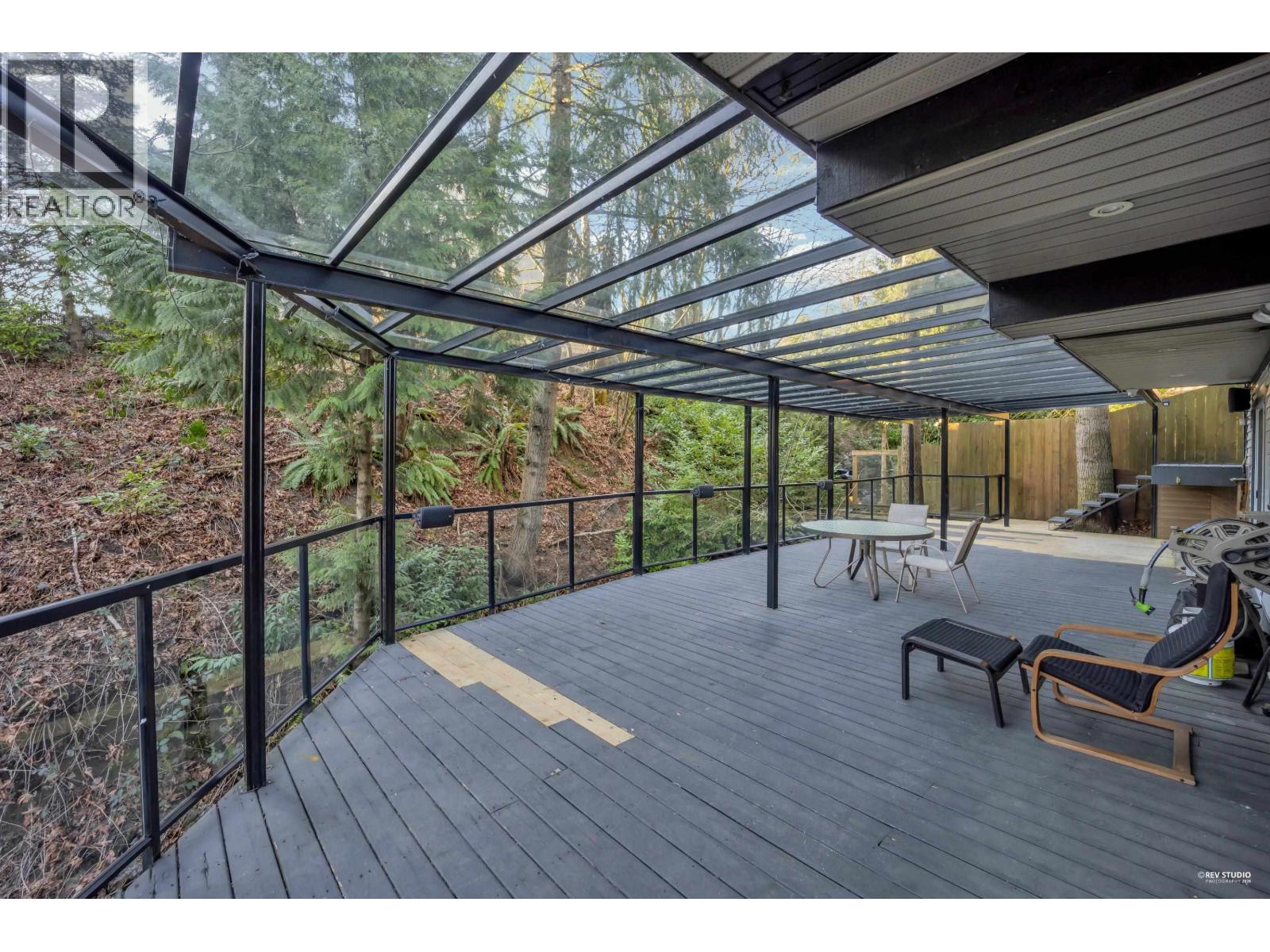 210 Nelson Street, Coquitlam, British Columbia  V3K 4M4 - Photo 35 - R3096278