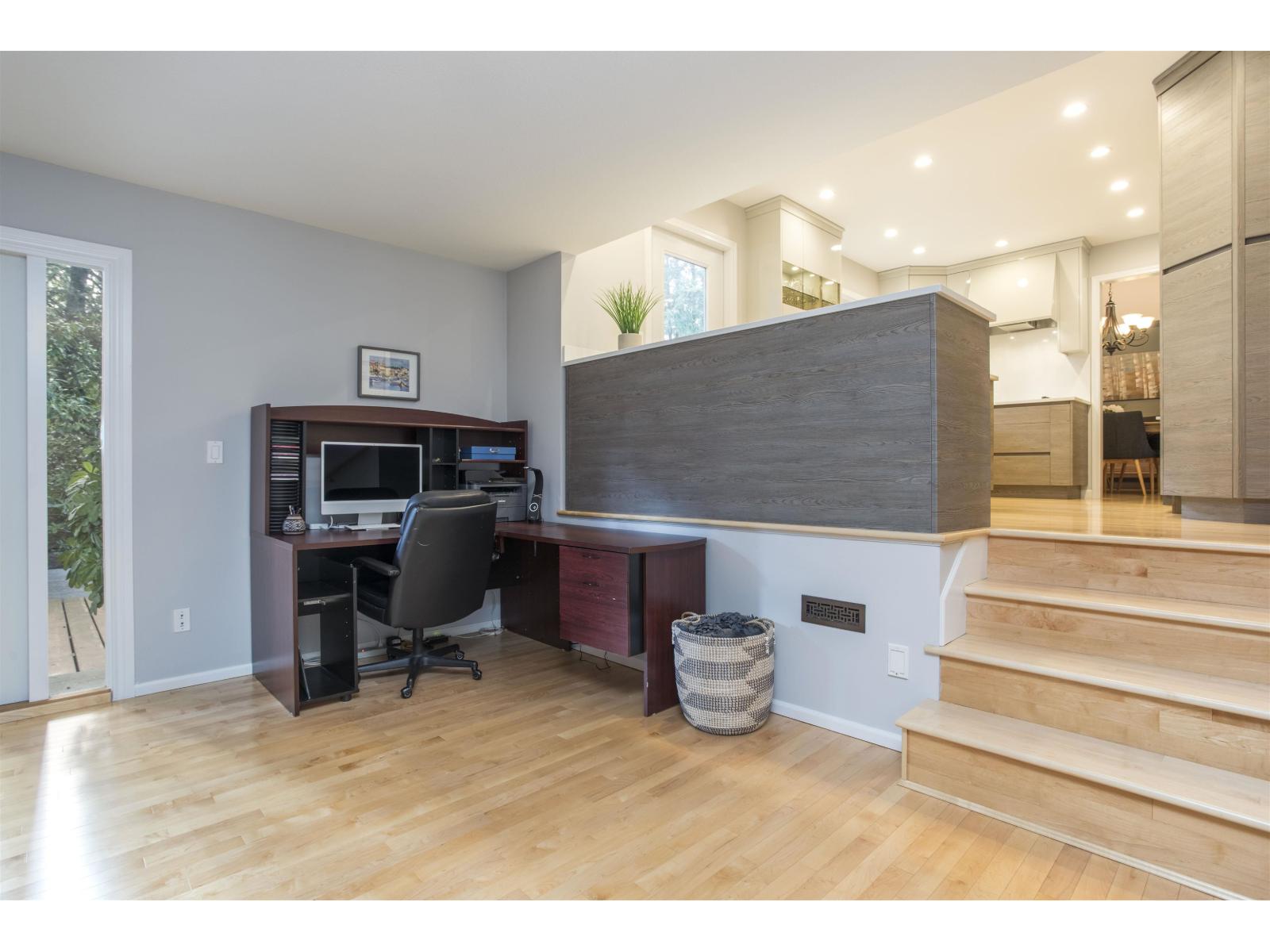 12688 18a Avenue, Surrey, British Columbia  V4A 5V2 - Photo 9 - R3095618