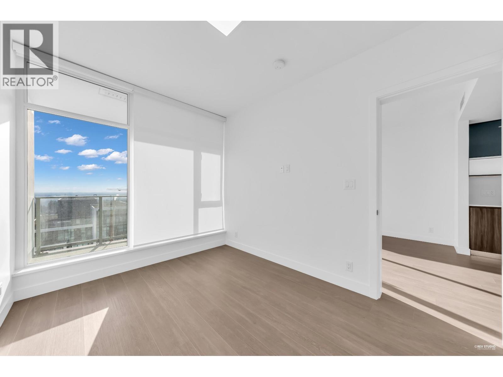 1505 6511 Sussex Avenue, Burnaby, British Columbia  V5H 0K5 - Photo 3 - R3096076