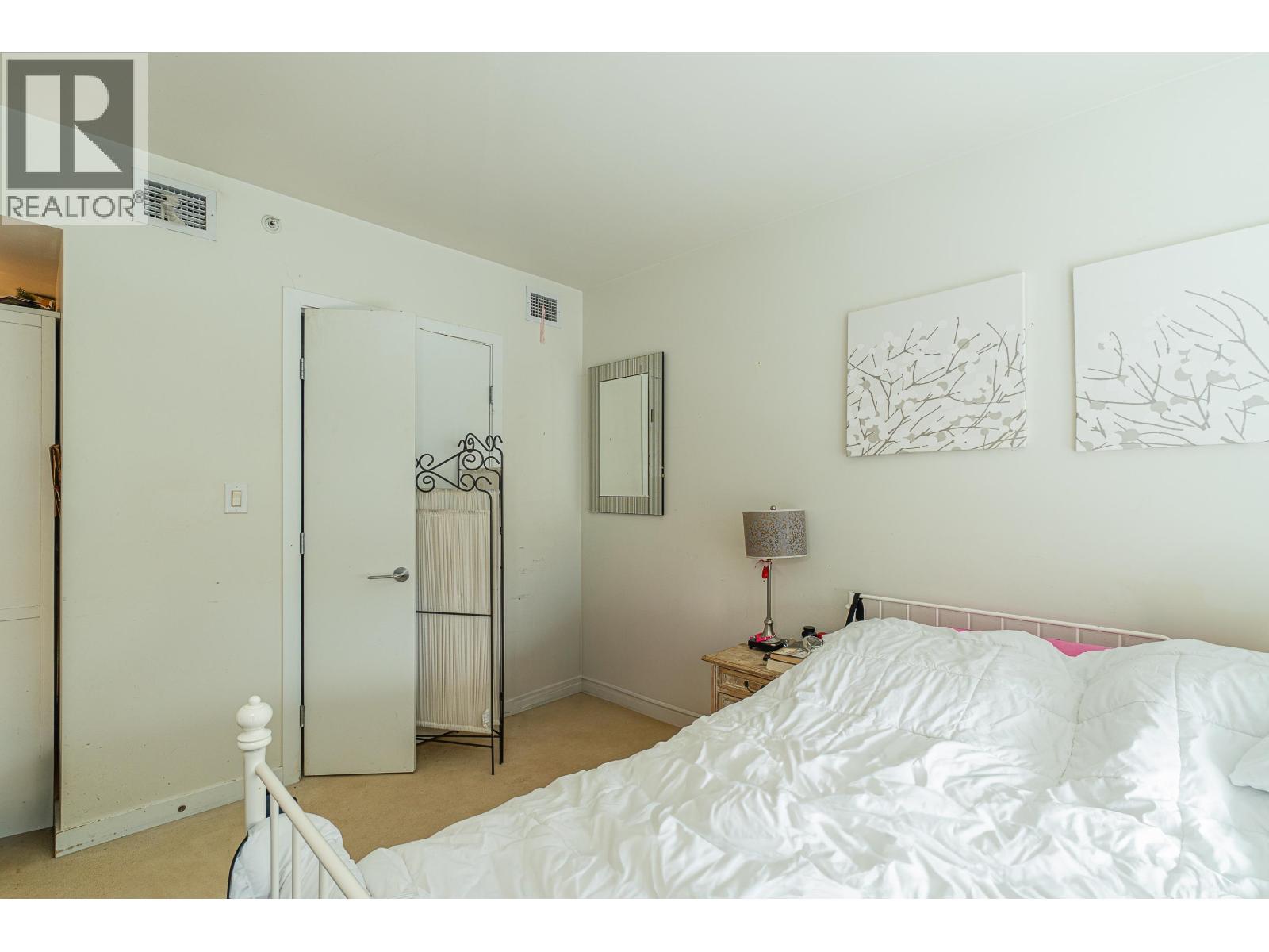 1601 788 Richards Street, Vancouver, British Columbia  V6B 0C7 - Photo 8 - R3095765