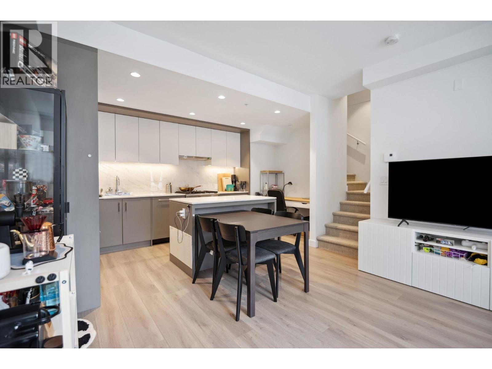 206 6085 Irmin Street, Burnaby, British Columbia  V5J 5C5 - Photo 6 - R3096281