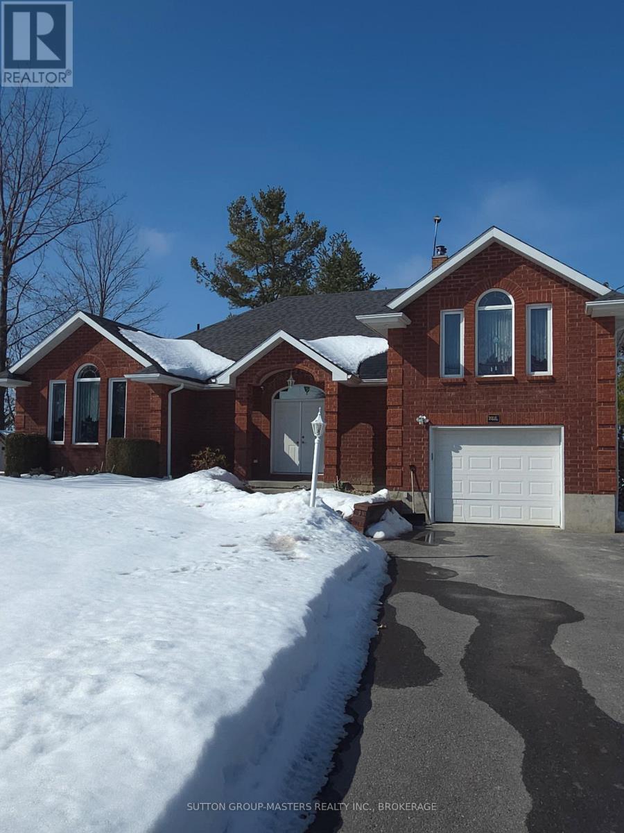 4907 ALEX MCLEAN LANE N, Frontenac, Ontario