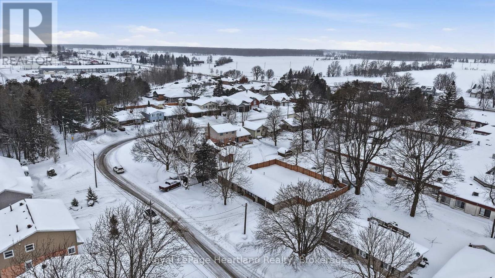 156 John Street N, Minto, Ontario  N0G 1Z0 - Photo 40 - X12847332