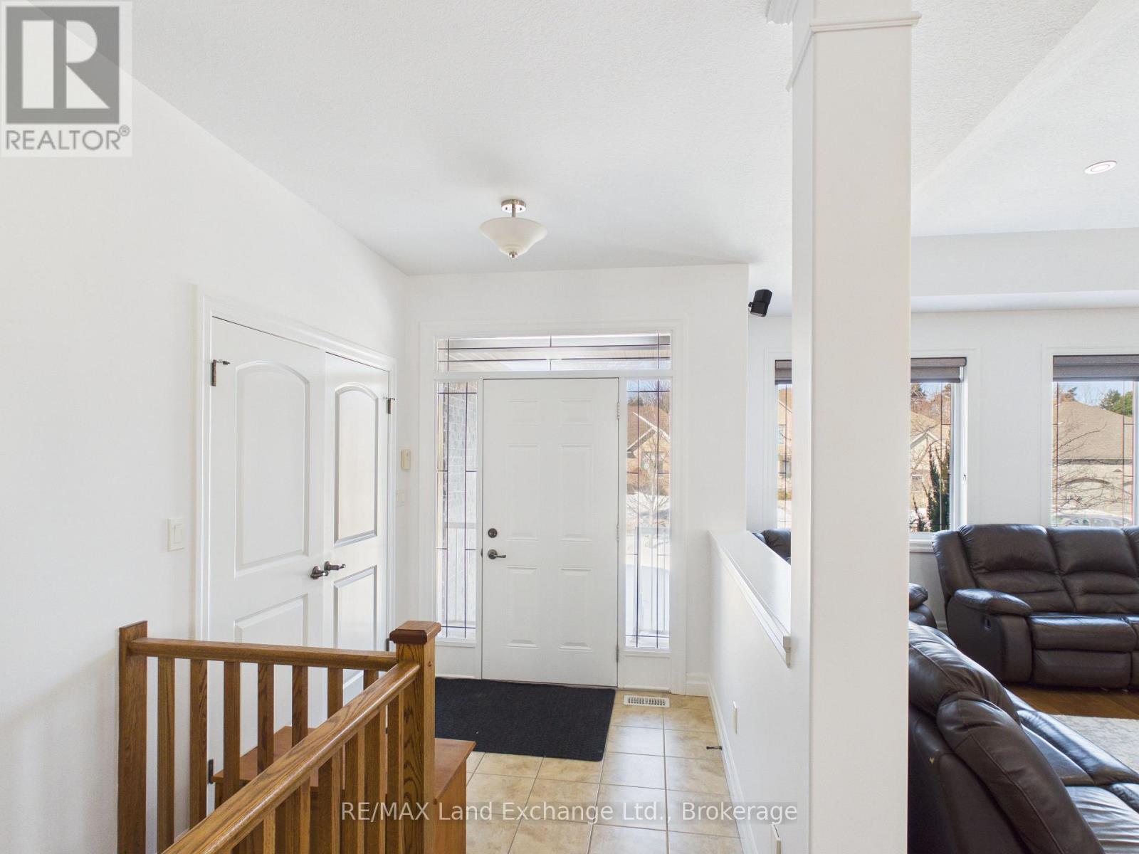 231 Park Street, Kincardine, Ontario  N2Z 0A5 - Photo 3 - X12847348