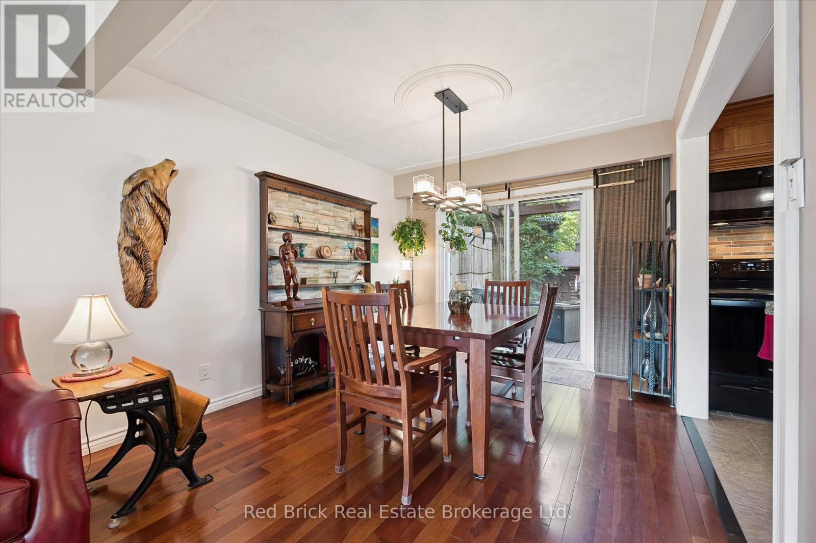 12 Westbury Crescent, Cambridge, Ontario  N3C 3G2 - Photo 11 - X12847360