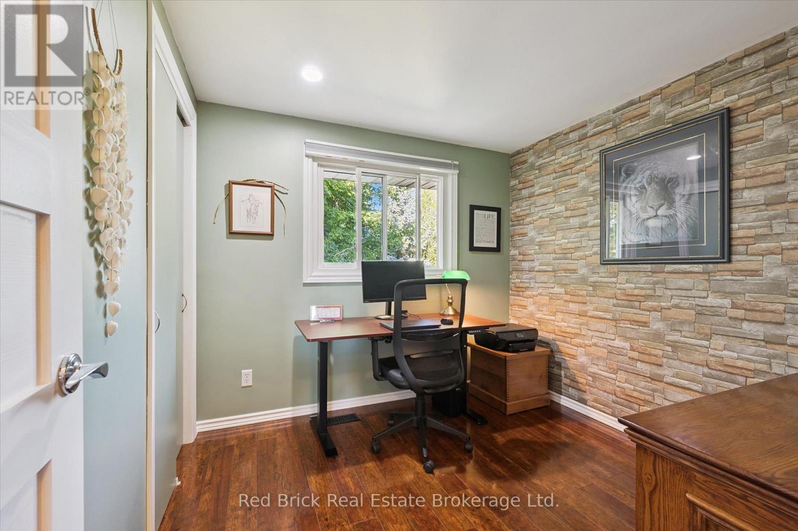 12 Westbury Crescent, Cambridge, Ontario  N3C 3G2 - Photo 22 - X12847360