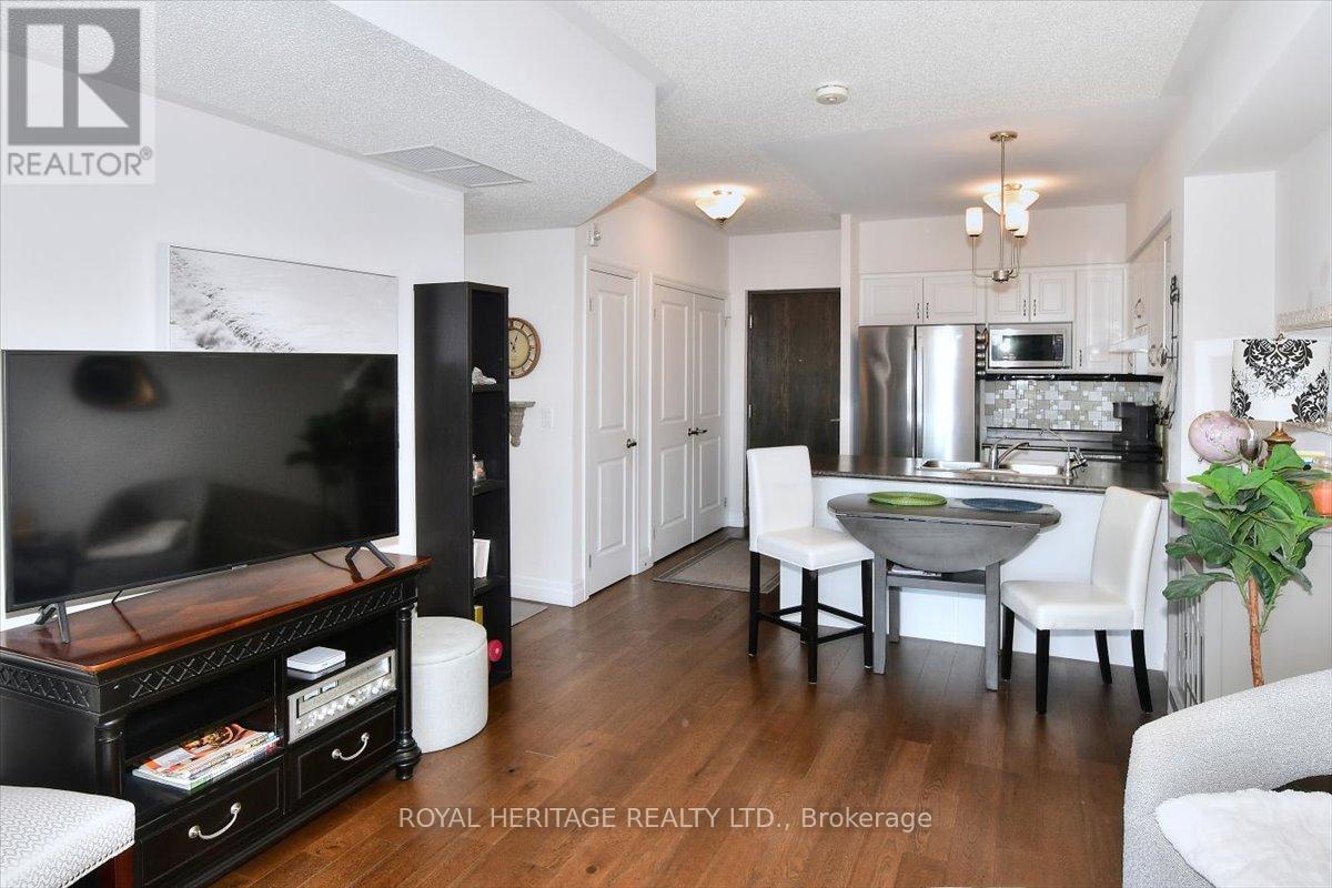 204 - 910 Wentworth Street, Peterborough, Ontario  K9J 8R8 - Photo 8 - X12847392