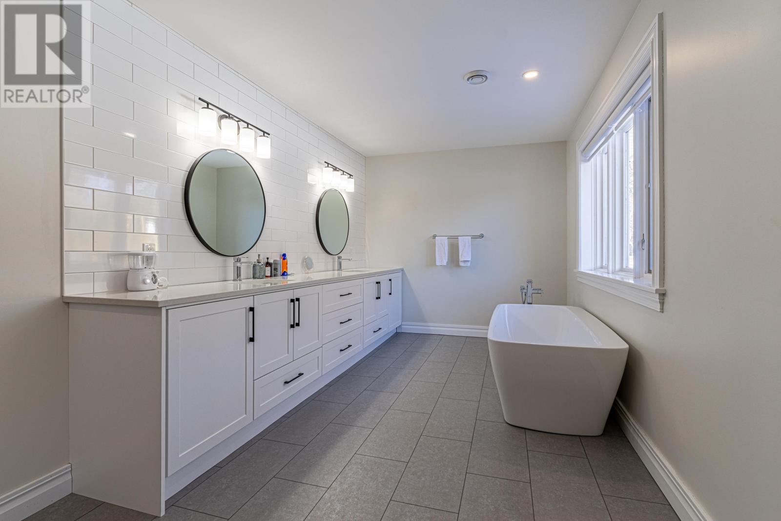 600 Malpeque Road, Charlottetown, Prince Edward Island  C1E 0J4 - Photo 22 - 202603735