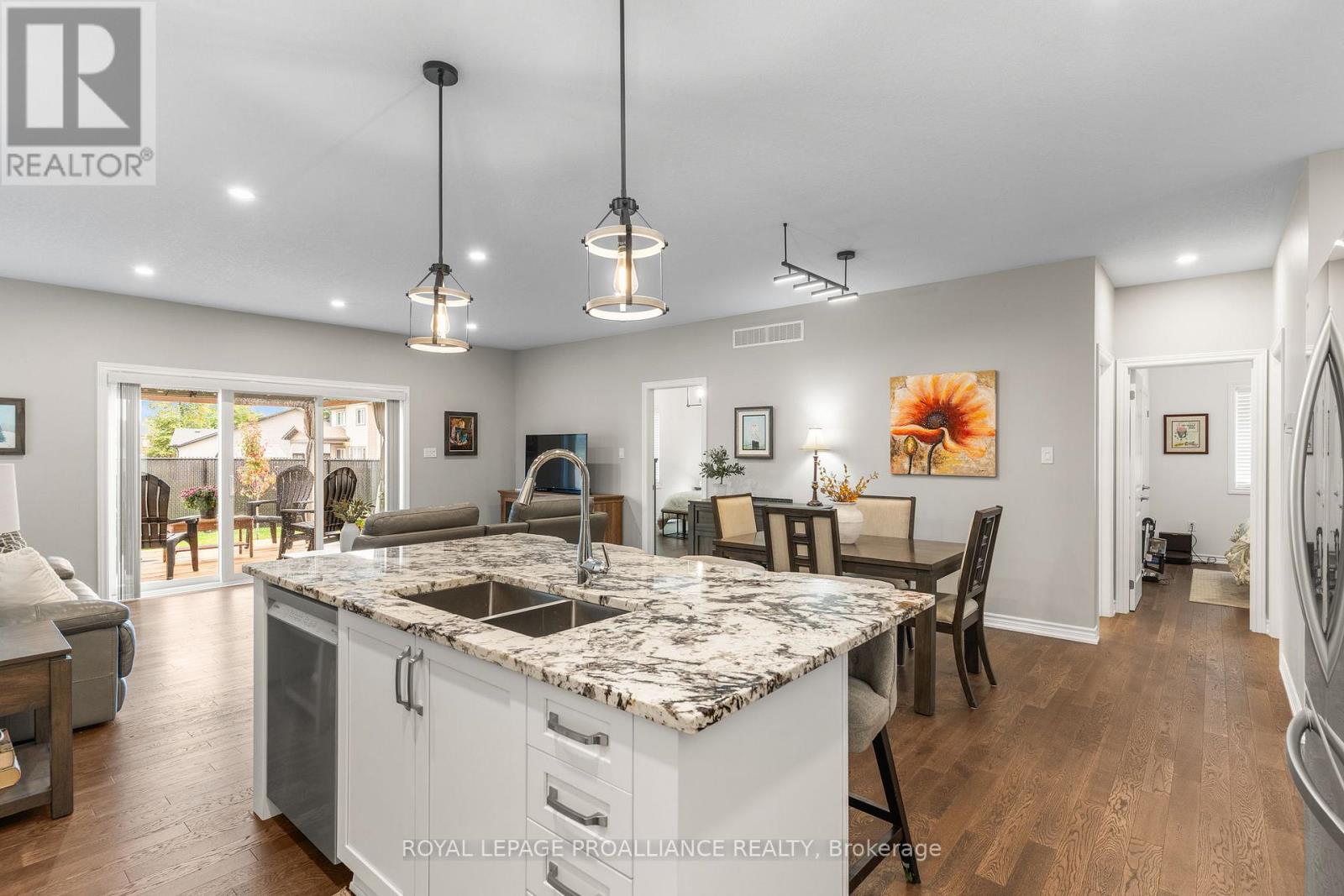 117 Adley Drive, Brockville, Ontario  K6V 7J2 - Photo 11 - X12847428