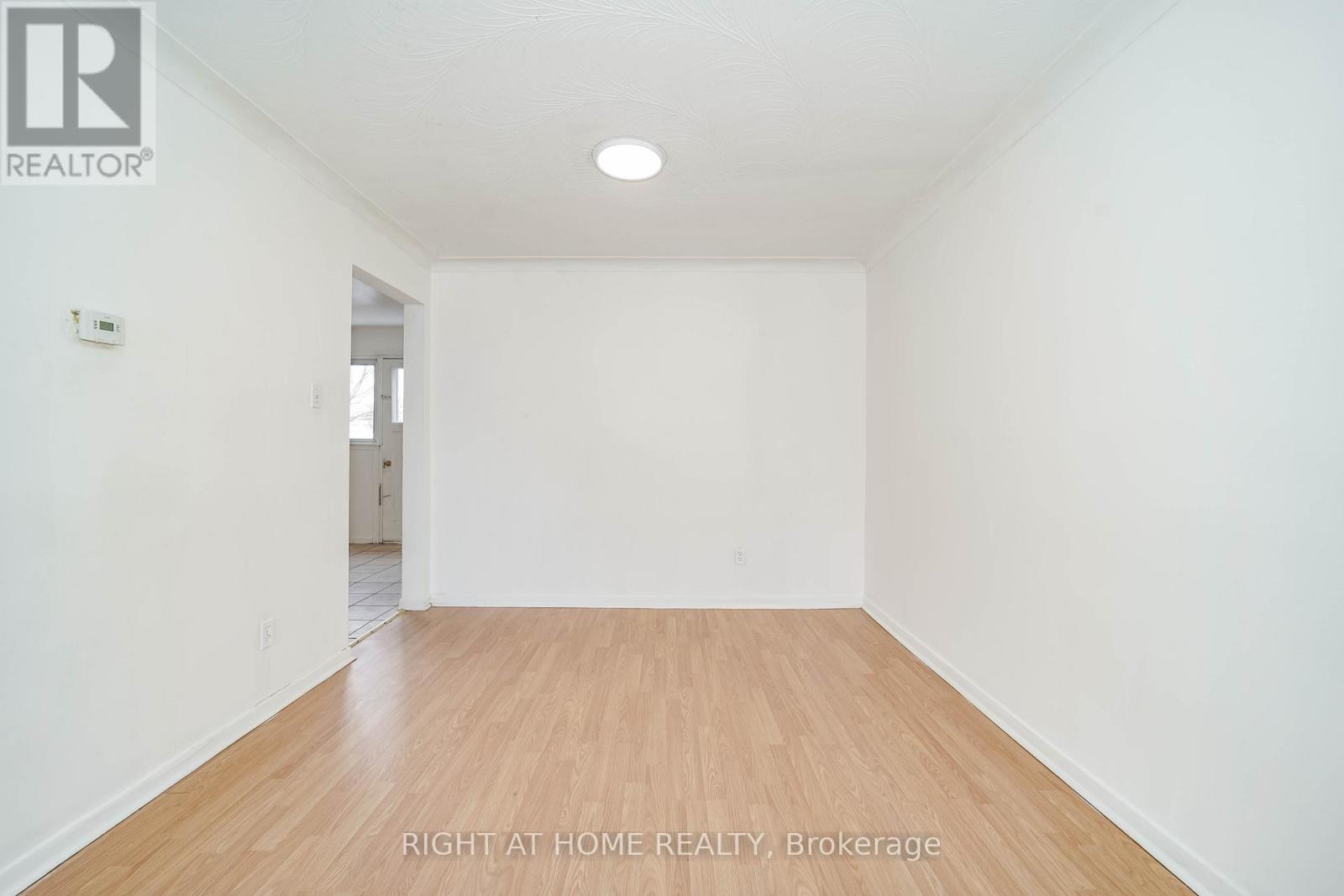 4 Pender Crescent, Toronto, Ontario  M1T 2M7 - Photo 8 - E12825406