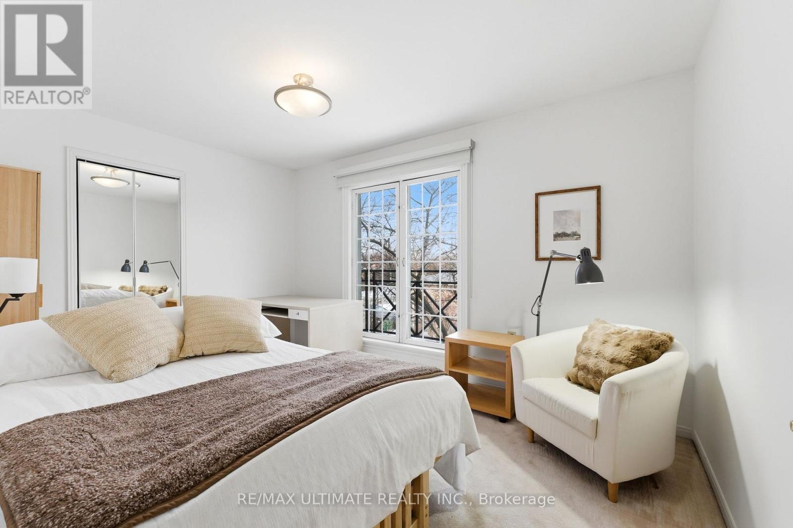 1867 Bough Beeches Boulevard, Mississauga, Ontario  L4W 2J8 - Photo 20 - W12846942