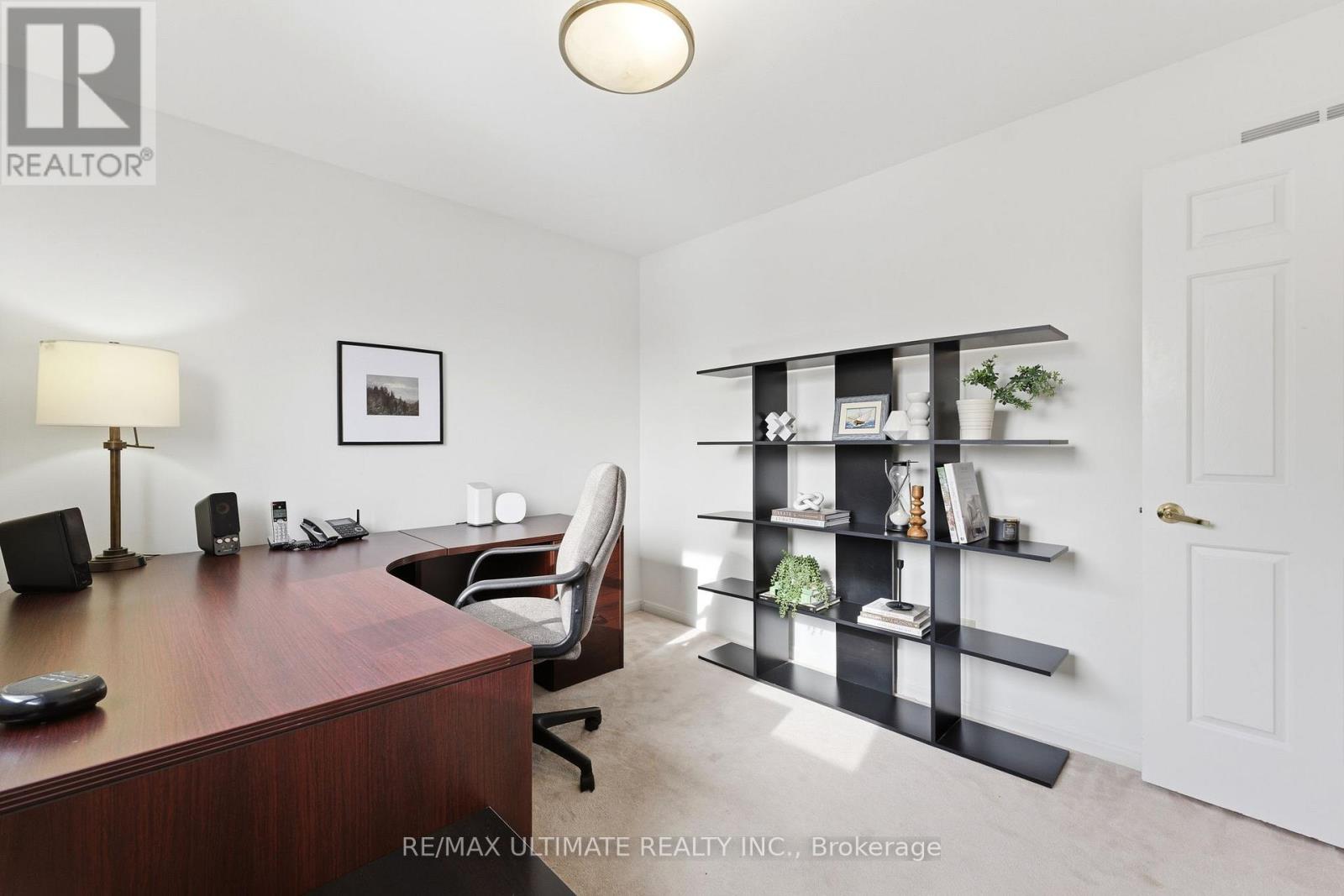 1867 Bough Beeches Boulevard, Mississauga, Ontario  L4W 2J8 - Photo 23 - W12846942