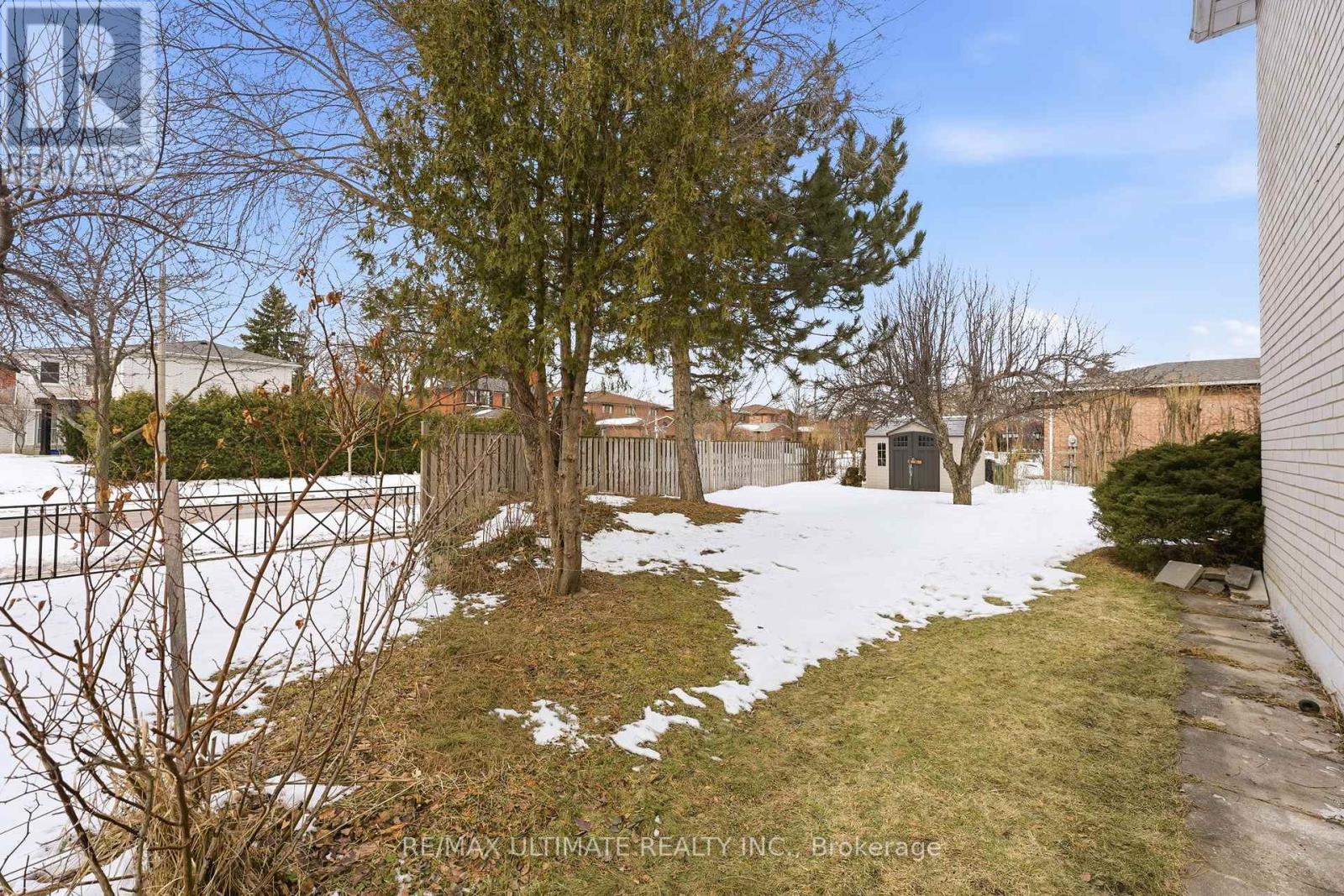 1867 Bough Beeches Boulevard, Mississauga, Ontario  L4W 2J8 - Photo 36 - W12846942