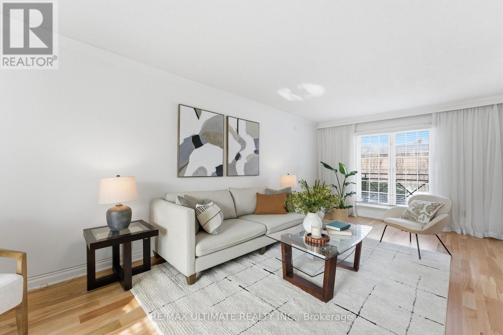 1867 Bough Beeches Boulevard, Mississauga, Ontario  L4W 2J8 - Photo 7 - W12846942