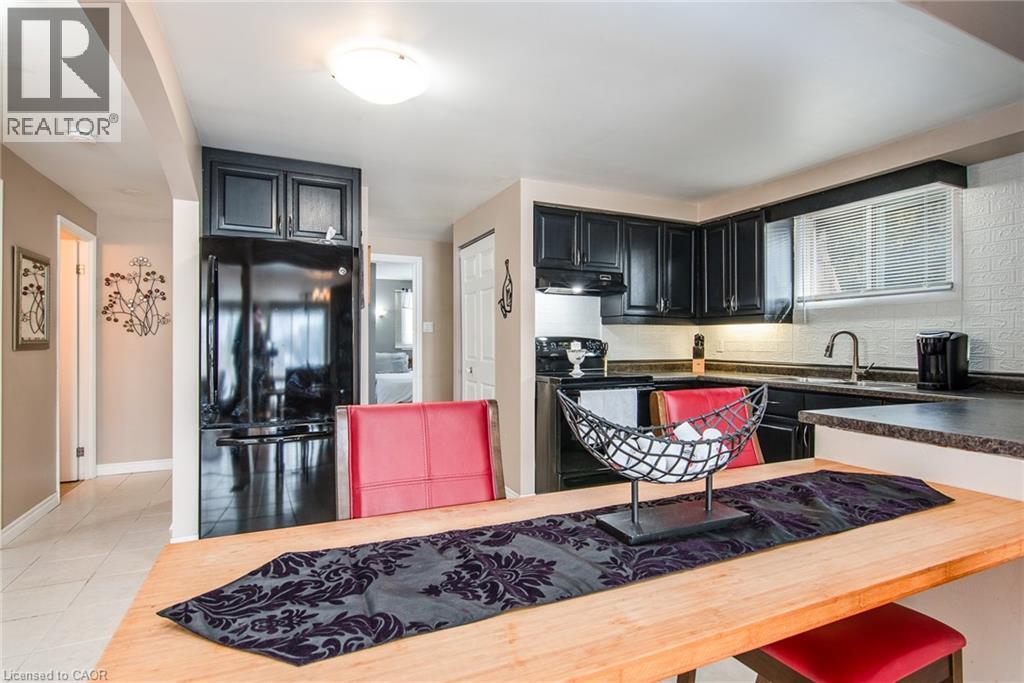 72 Manor Drive, Kitchener, Ontario  N2A 2V1 - Photo 20 - 40809810