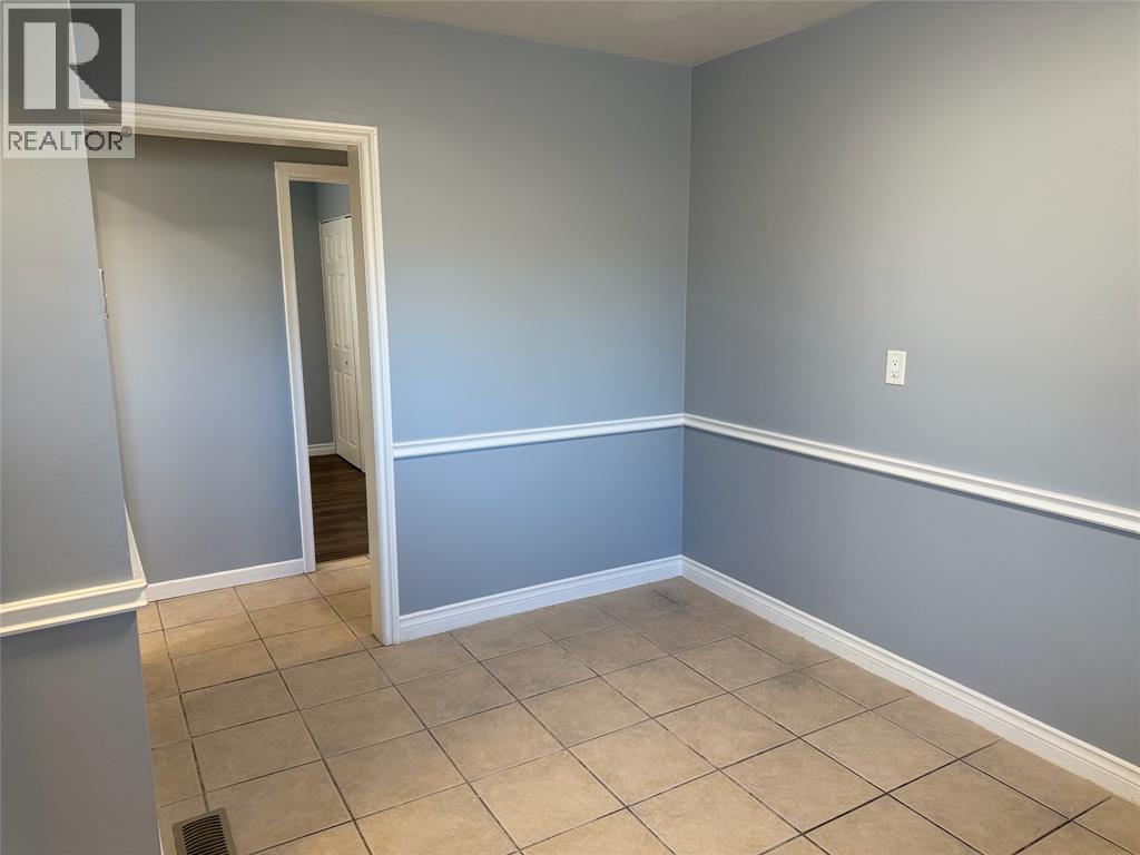 941 Bennett Street, Sarnia, Ontario  N7S 1A2 - Photo 6 - 26004229