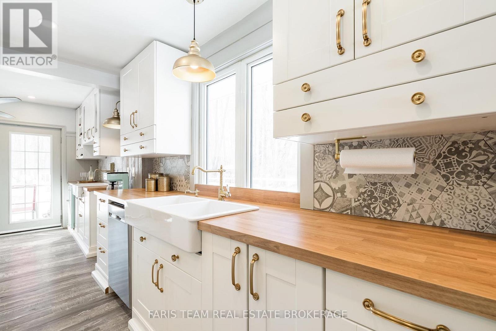 26832 Park Road, Georgina, Ontario  L0E 1R0 - Photo 7 - N12842870