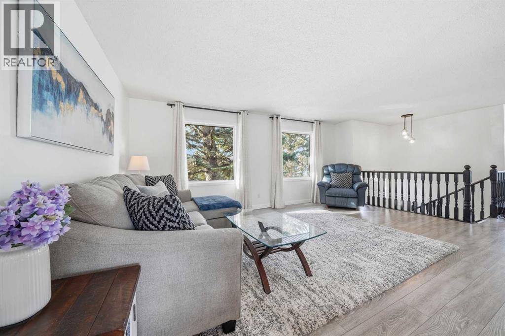 67 Lake Sylvan Close Se, Calgary, Alberta  T2J 3E5 - Photo 3 - A2289925