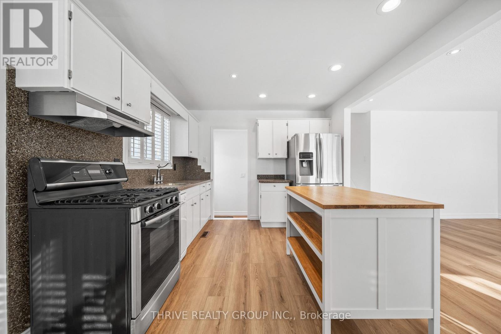 20 Buchan Road, London East, Ontario  N5V 1L2 - Photo 12 - X12847374