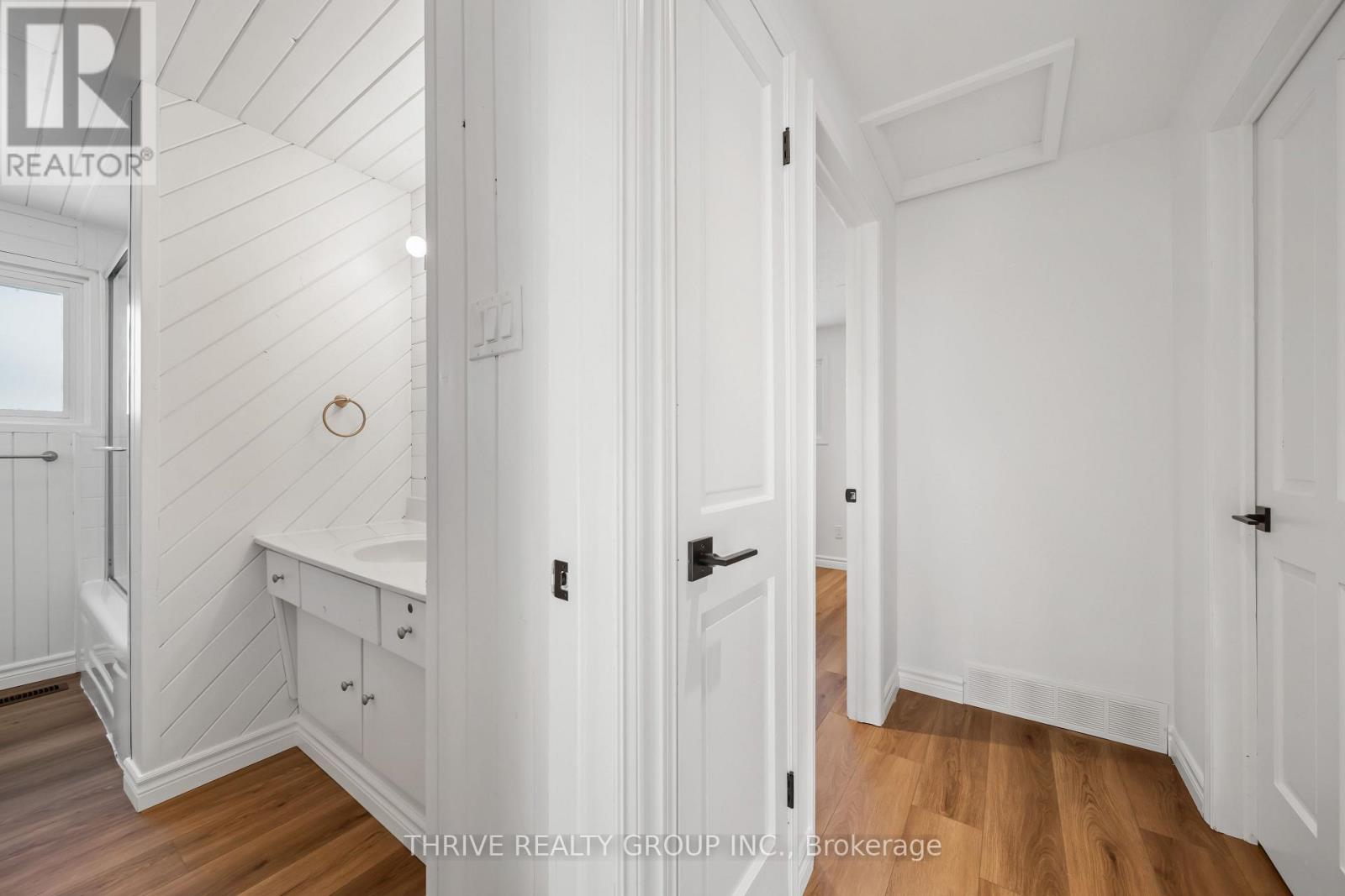 20 Buchan Road, London East, Ontario  N5V 1L2 - Photo 19 - X12847374