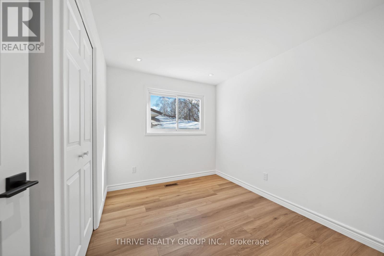 20 Buchan Road, London East, Ontario  N5V 1L2 - Photo 24 - X12847374