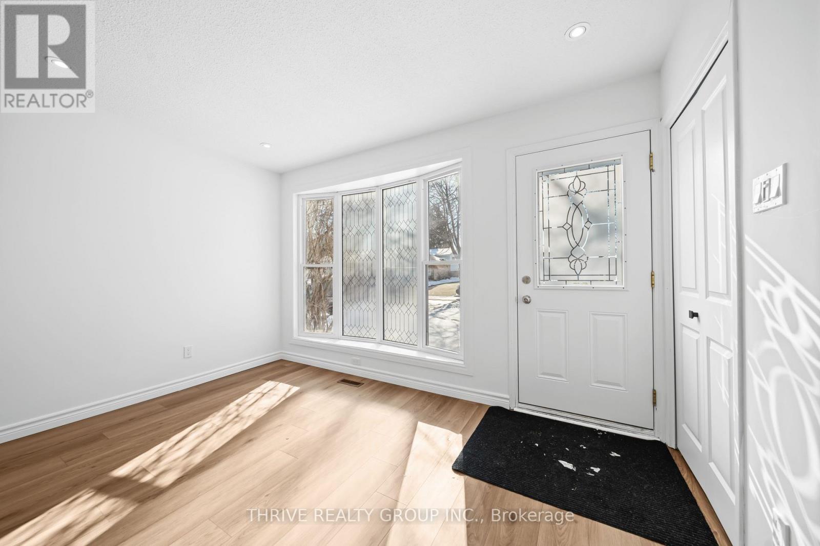 20 Buchan Road, London East, Ontario  N5V 1L2 - Photo 8 - X12847374