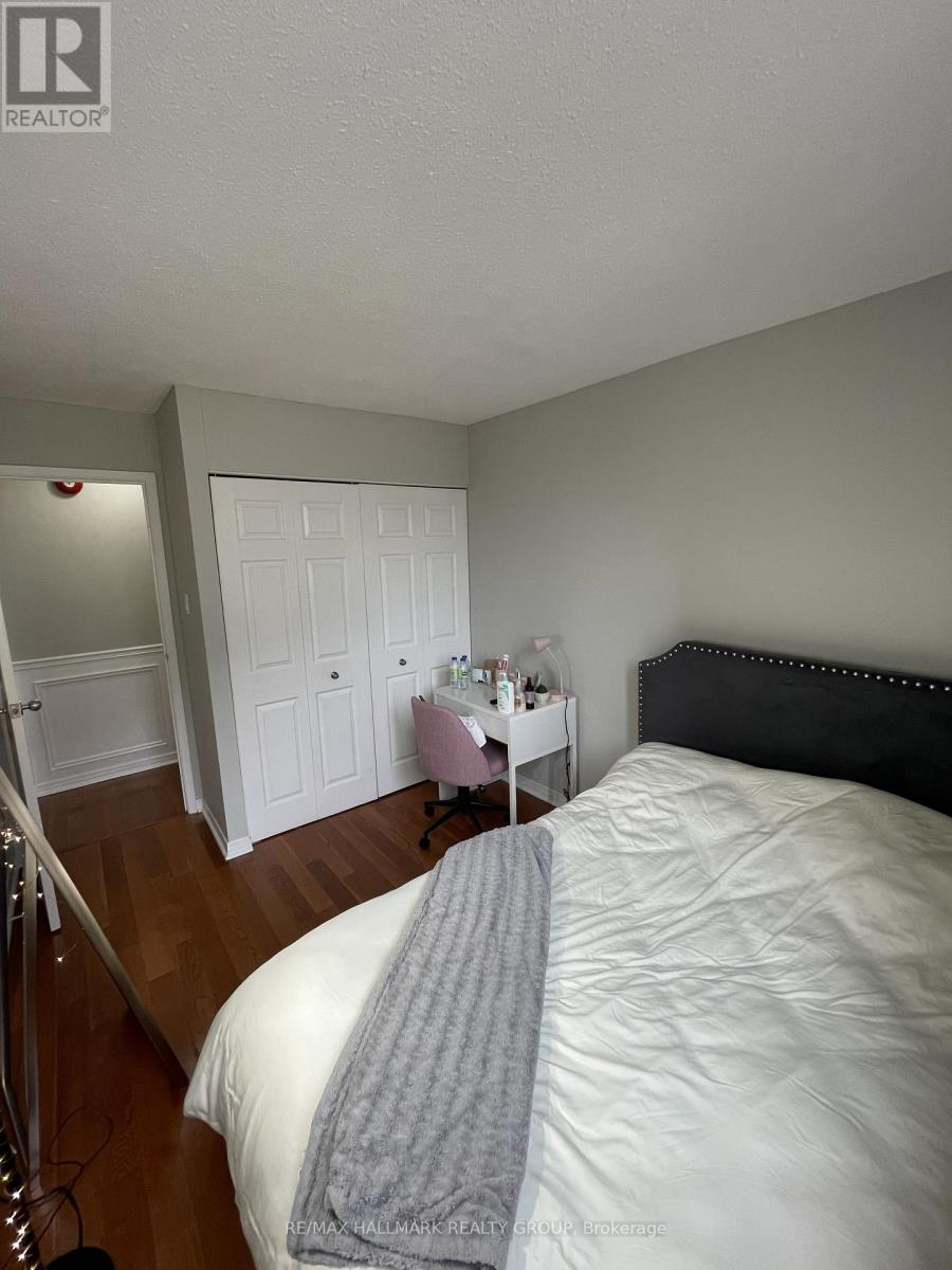 301 - 154 Nelson Street, Ottawa, Ontario  K1N 7R5 - Photo 11 - X12847330