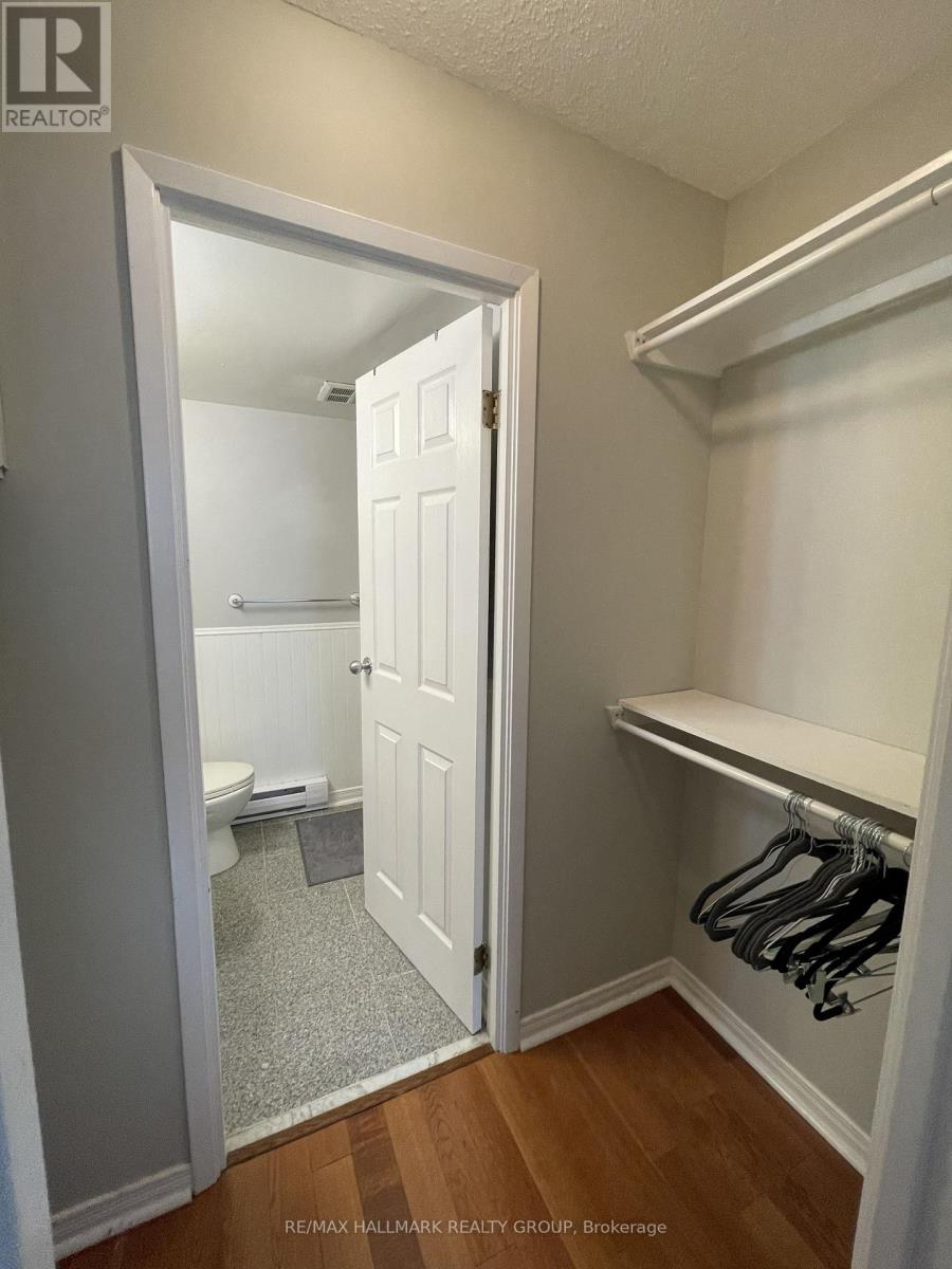 301 - 154 Nelson Street, Ottawa, Ontario  K1N 7R5 - Photo 15 - X12847330