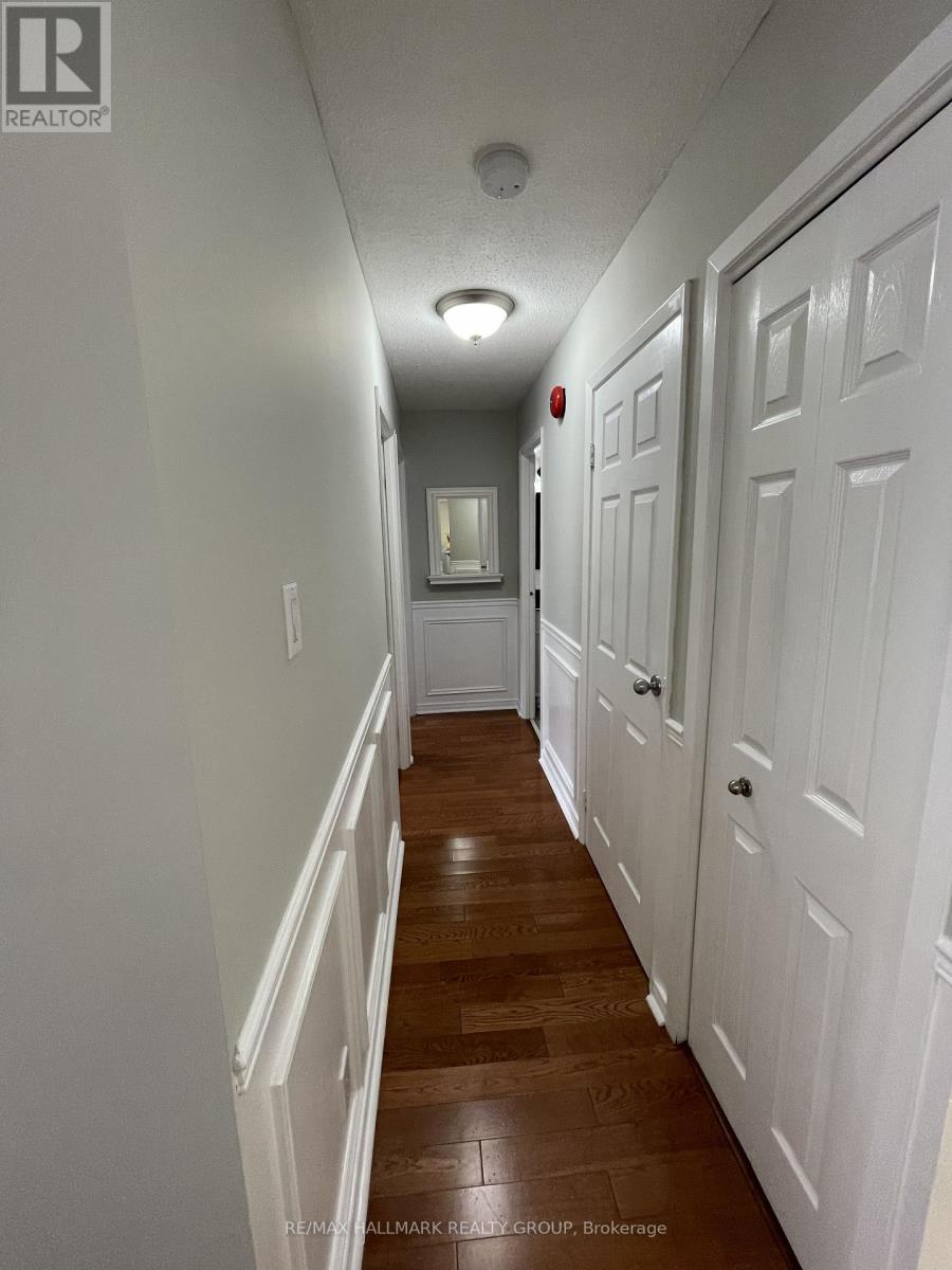 301 - 154 Nelson Street, Ottawa, Ontario  K1N 7R5 - Photo 6 - X12847330