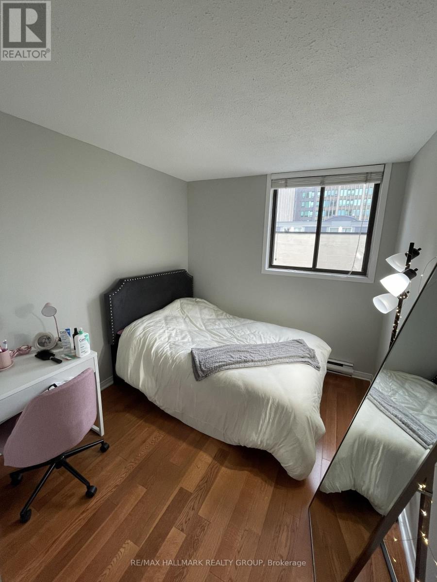 301 - 154 Nelson Street, Ottawa, Ontario  K1N 7R5 - Photo 9 - X12847330