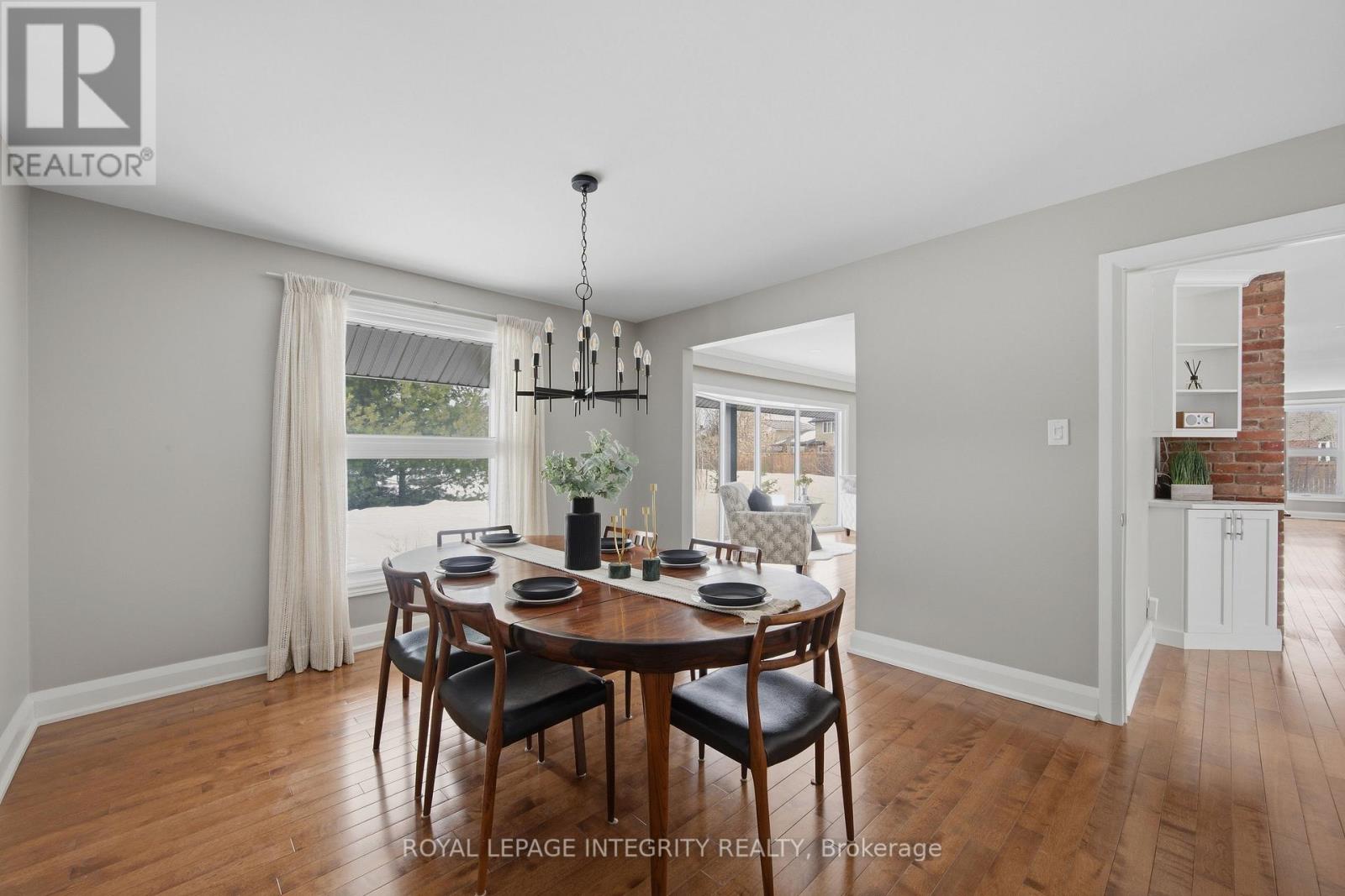 8 Smugglers Court, Ottawa, Ontario  K2H 7Y7 - Photo 10 - X12847340