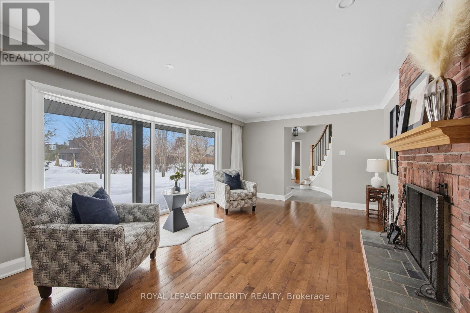 8 Smugglers Court, Ottawa, Ontario  K2H 7Y7 - Photo 7 - X12847340