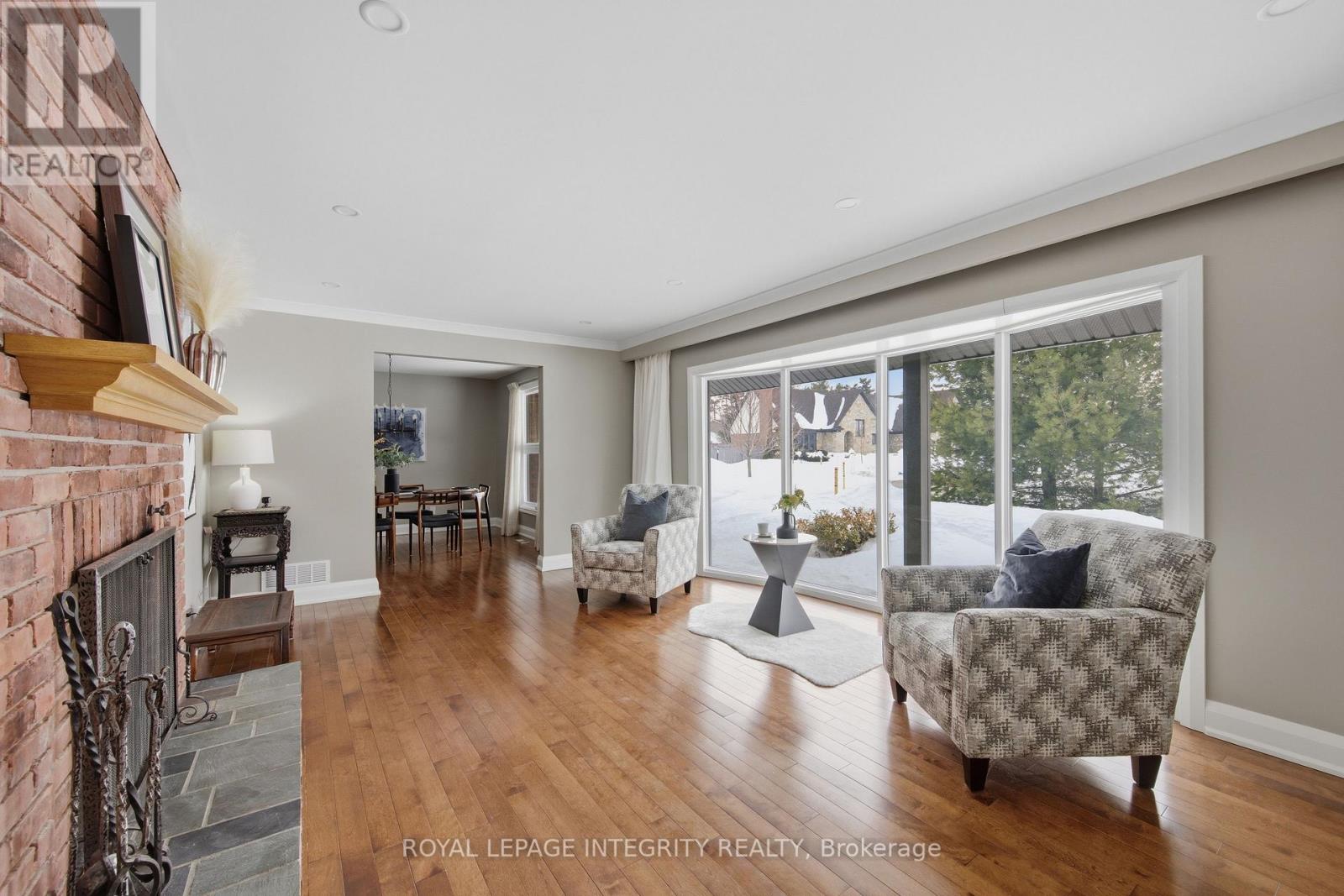 8 Smugglers Court, Ottawa, Ontario  K2H 7Y7 - Photo 9 - X12847340