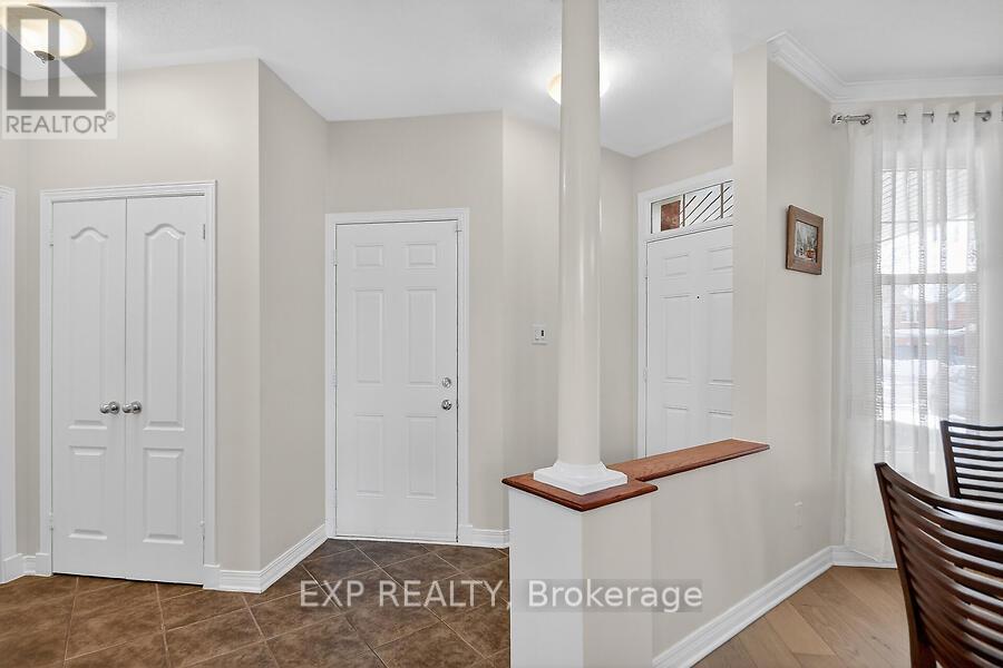 4313 Goldeneye Way, Ottawa, Ontario  K1V 2H2 - Photo 5 - X12847352