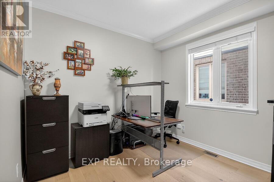 4313 Goldeneye Way, Ottawa, Ontario  K1V 2H2 - Photo 7 - X12847352