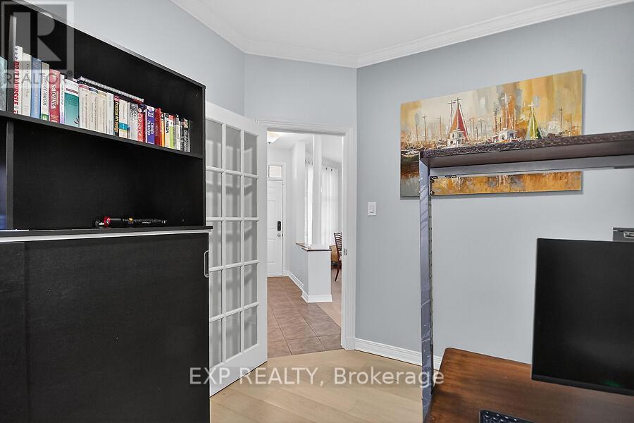 4313 Goldeneye Way, Ottawa, Ontario  K1V 2H2 - Photo 8 - X12847352