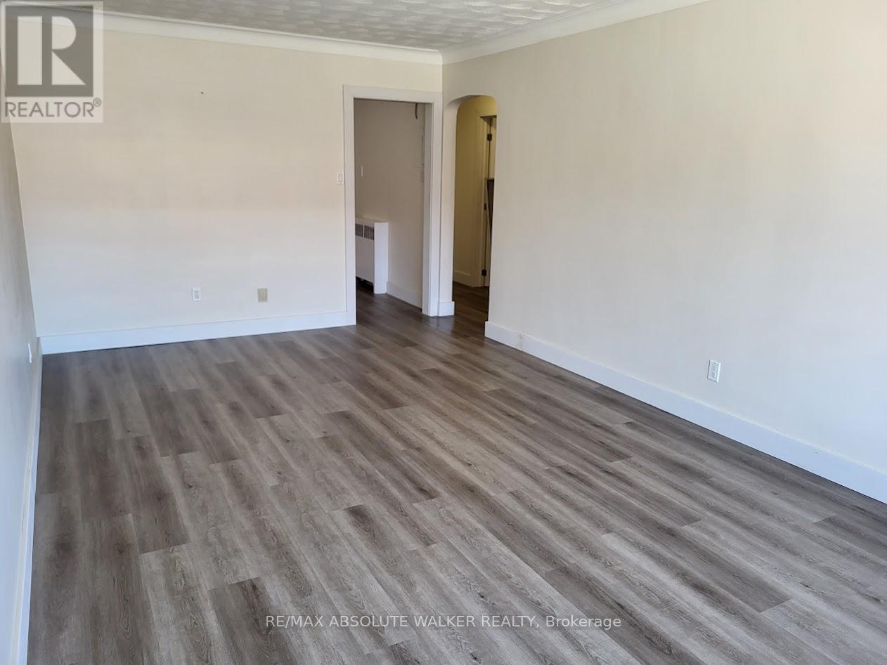 2 - 134 Jolliet Avenue, Ottawa, Ontario  K1L 5J7 - Photo 6 - X12847380