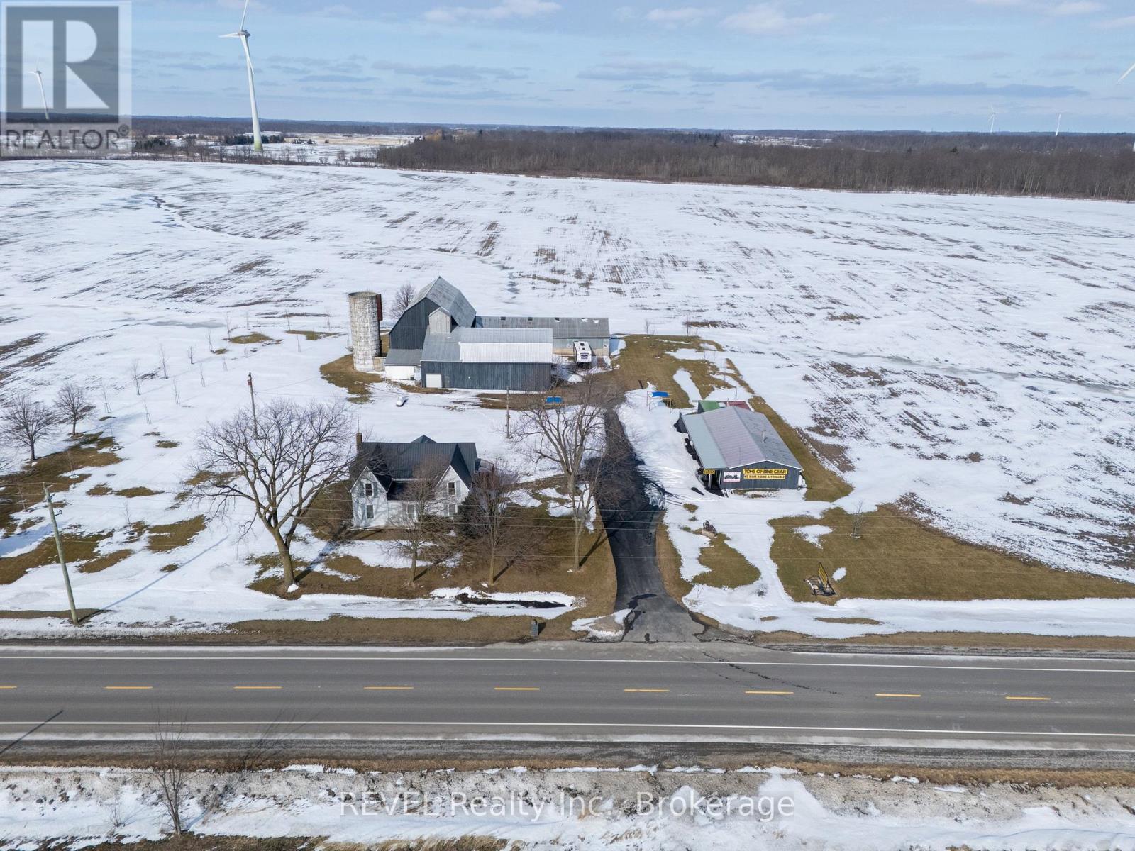 4179 Regional Rd 20, West Lincoln, Ontario  L0R 1Y0 - Photo 3 - X12847356