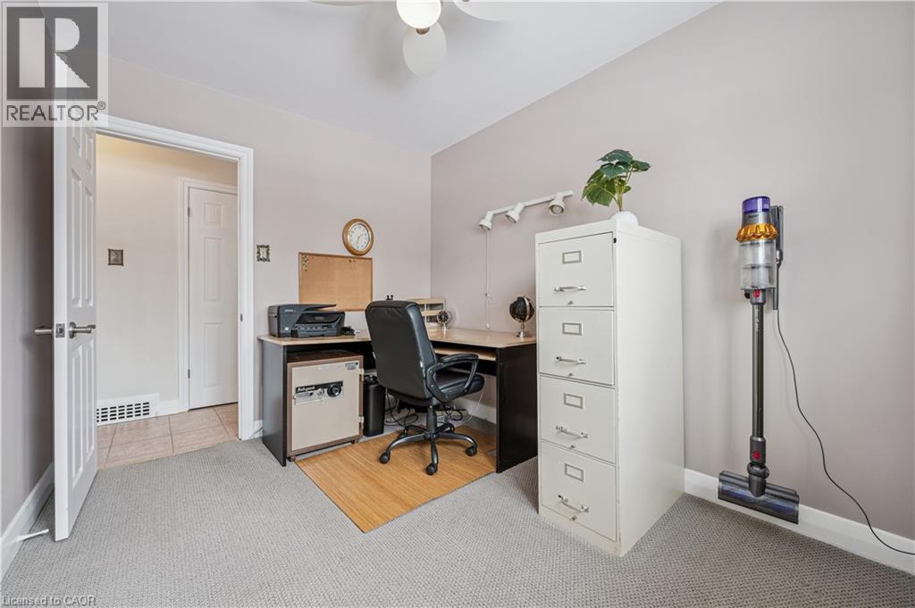 390 Dumfries Avenue, Kitchener, Ontario  N2H 2G1 - Photo 14 - 40808881