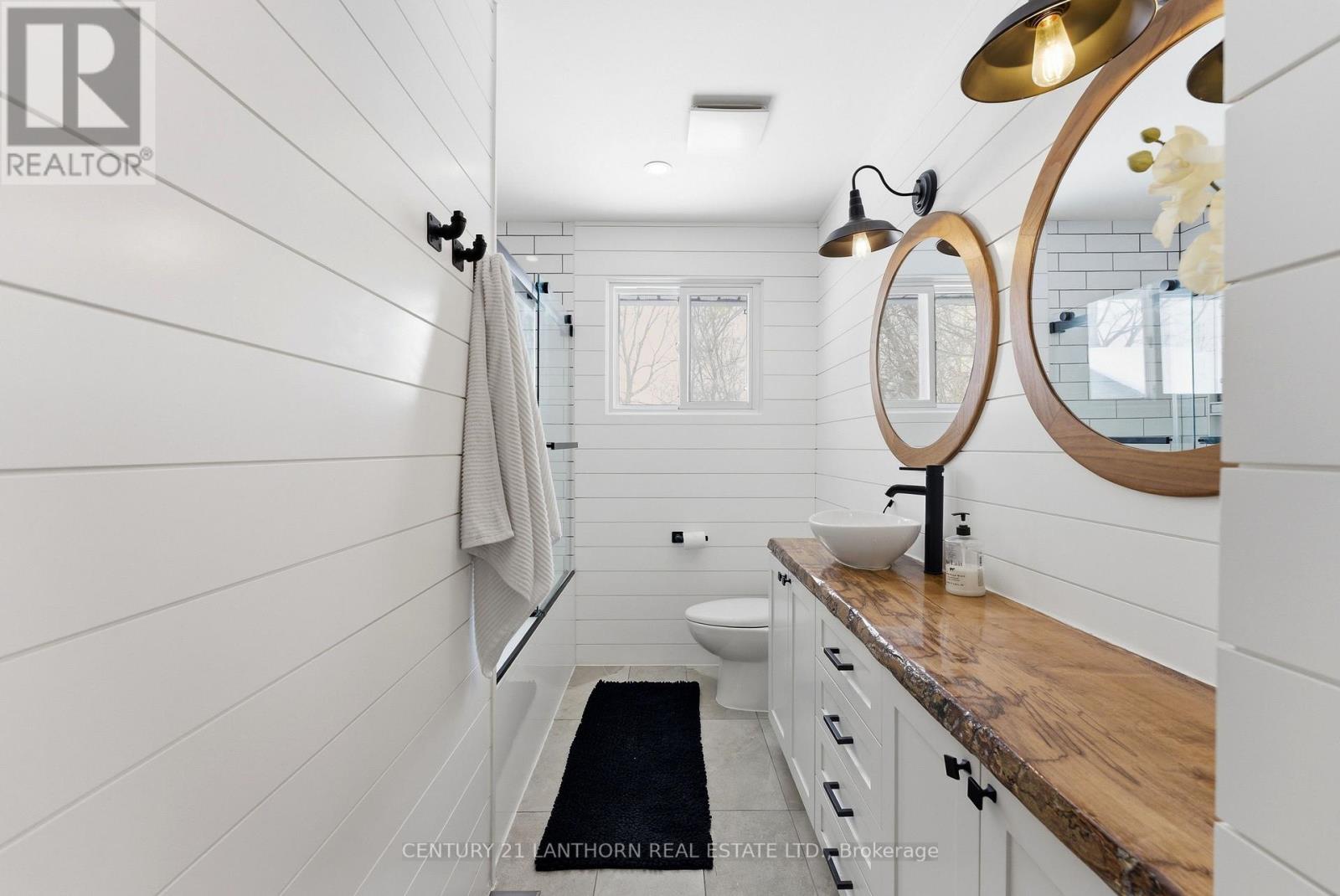 71 Ireland Drive, Quinte West (Trenton Ward), Ontario  K8V 5X4 - Photo 12 - X12847420