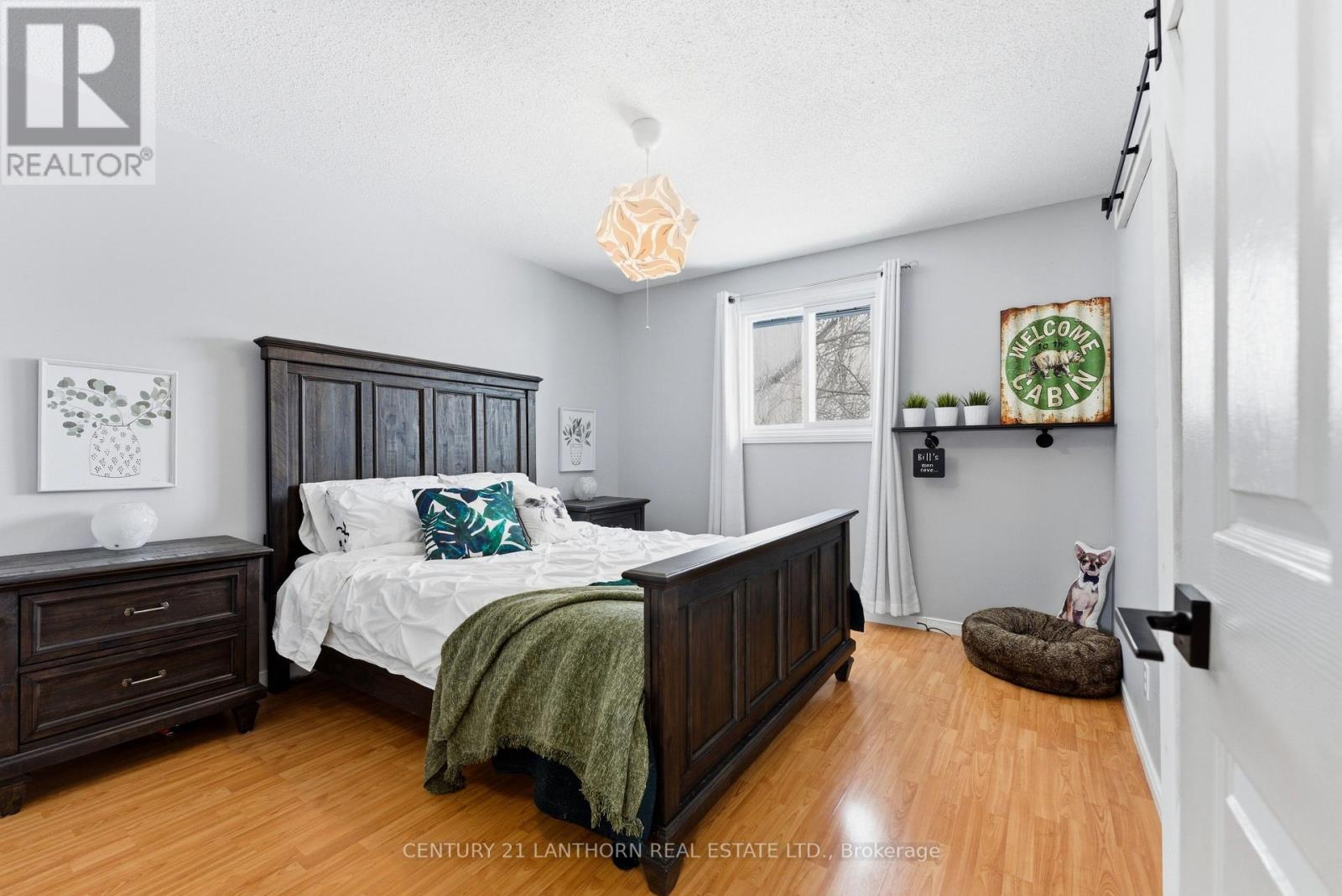 71 Ireland Drive, Quinte West (Trenton Ward), Ontario  K8V 5X4 - Photo 14 - X12847420