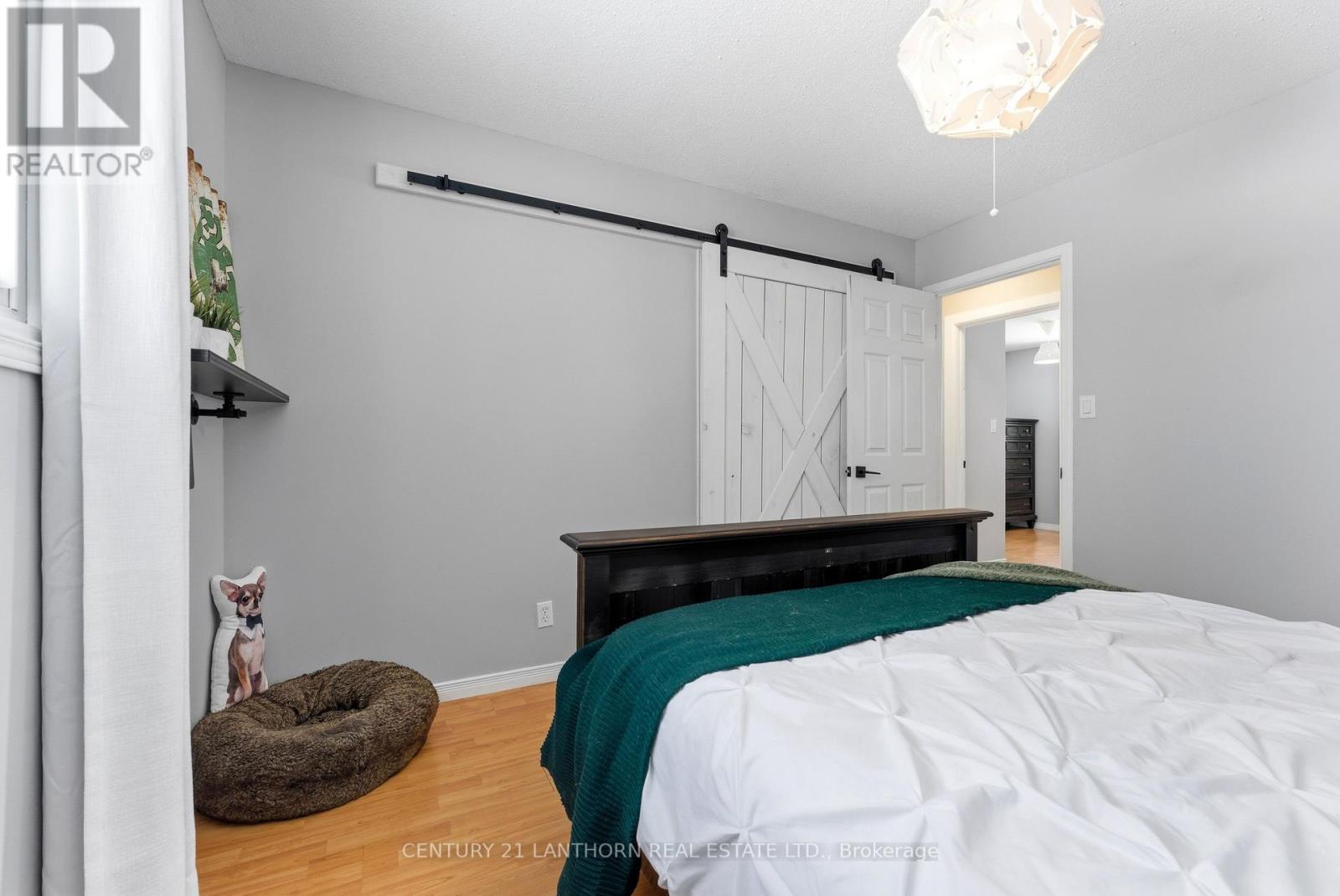 71 Ireland Drive, Quinte West (Trenton Ward), Ontario  K8V 5X4 - Photo 15 - X12847420