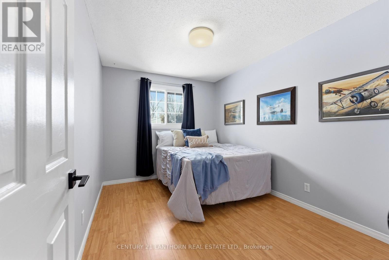 71 Ireland Drive, Quinte West (Trenton Ward), Ontario  K8V 5X4 - Photo 16 - X12847420