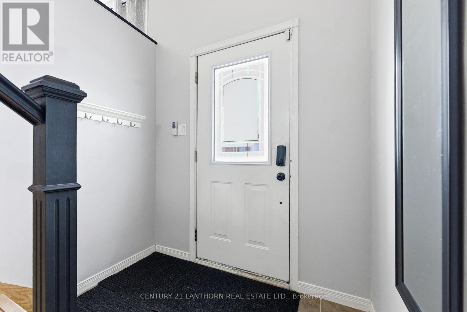 71 Ireland Drive, Quinte West (Trenton Ward), Ontario  K8V 5X4 - Photo 2 - X12847420