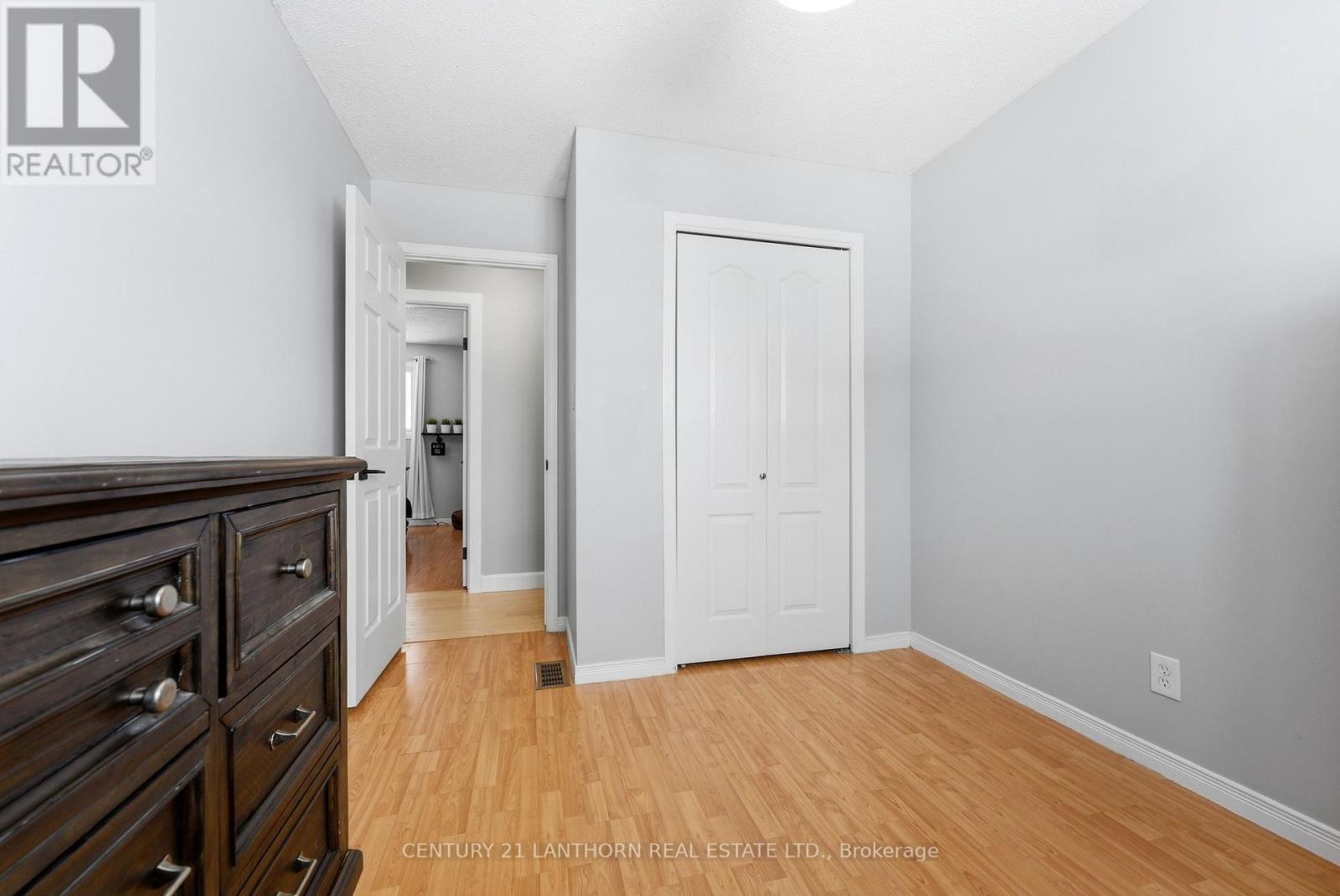 71 Ireland Drive, Quinte West (Trenton Ward), Ontario  K8V 5X4 - Photo 20 - X12847420