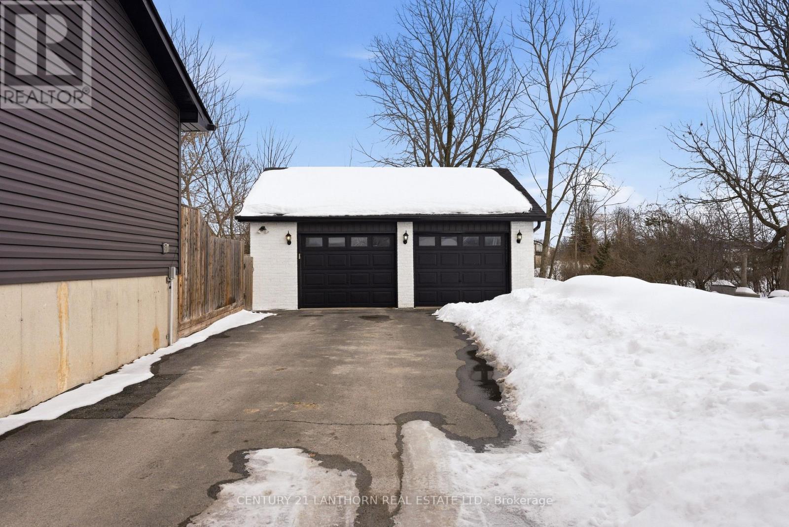 71 Ireland Drive, Quinte West (Trenton Ward), Ontario  K8V 5X4 - Photo 35 - X12847420