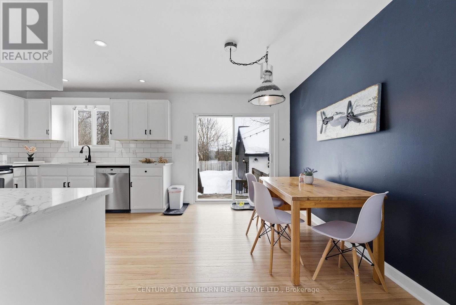 71 Ireland Drive, Quinte West (Trenton Ward), Ontario  K8V 5X4 - Photo 8 - X12847420